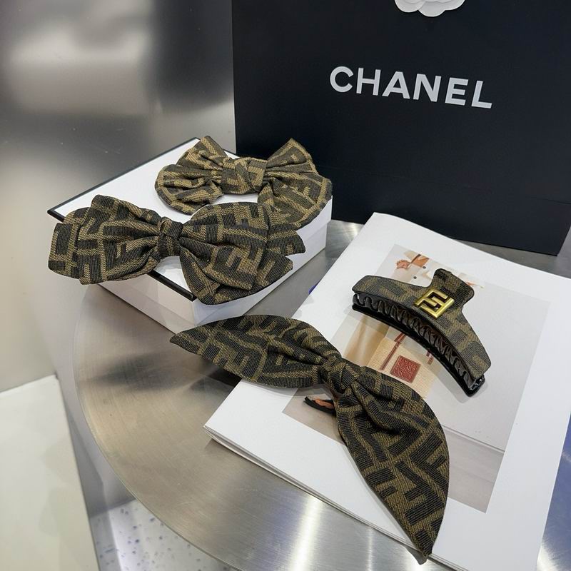 Fendi Hairpin hh03